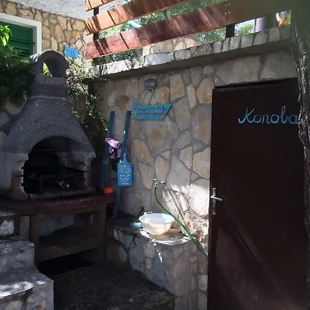 Teja Apartament Rogač