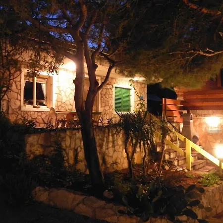 Teja Apartament Rogač